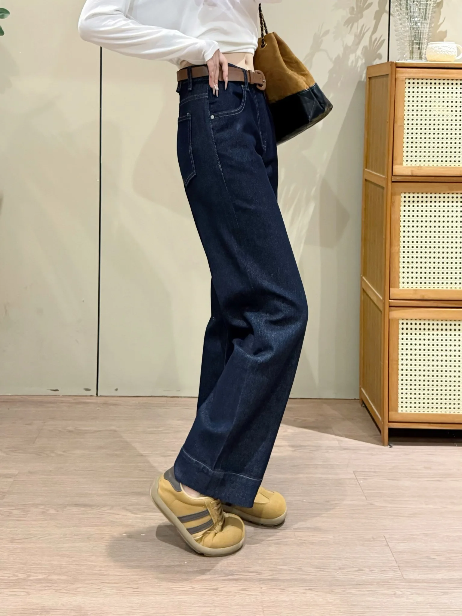 Fall 2026 Paris Buckle Nine-Five Micro Cone Denim Jeans Casual Dark Blue Women's Pants Elegant Vintage Deep Blue Cotton Jeans