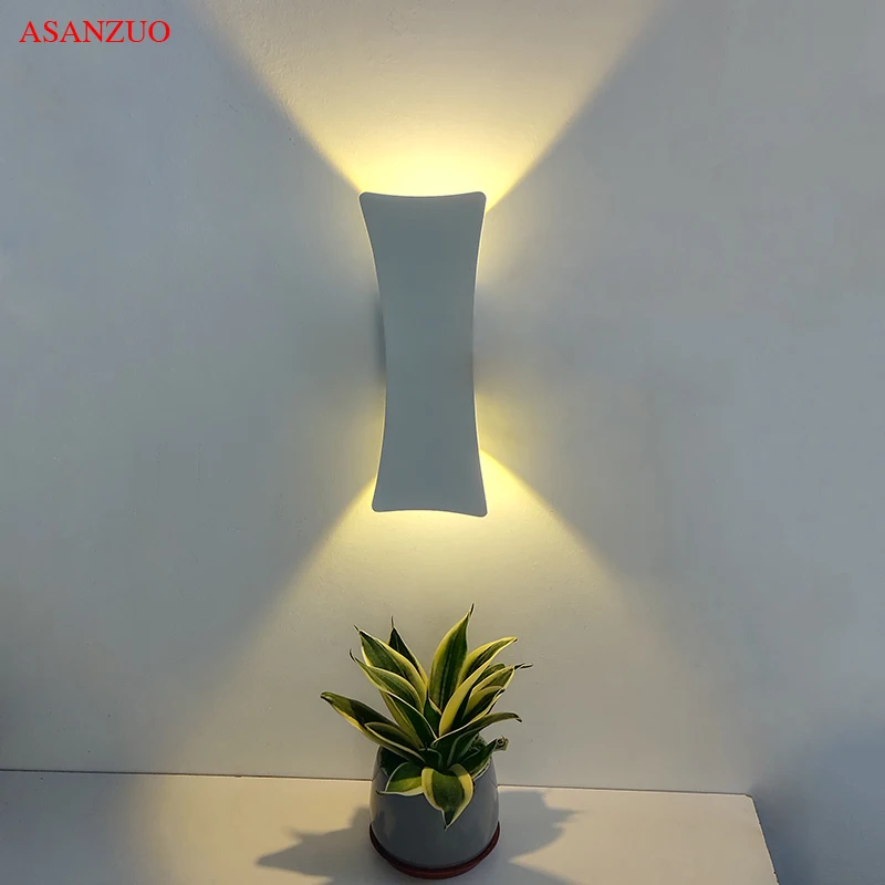 

Modern LED Indoor Wall Lamp Aluminum Waterproof Creative Wall Lamp for Outdoor Garden Courtyard Decoration Lighting AC90-260V