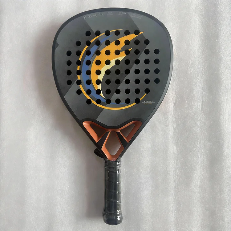 Raquete de padel em fibra de carbono 3K para jogadores amadores que desejam desenvolver habilidades, toque de golpe suave e equilibrado, totalmente OEM com etiqueta privada.