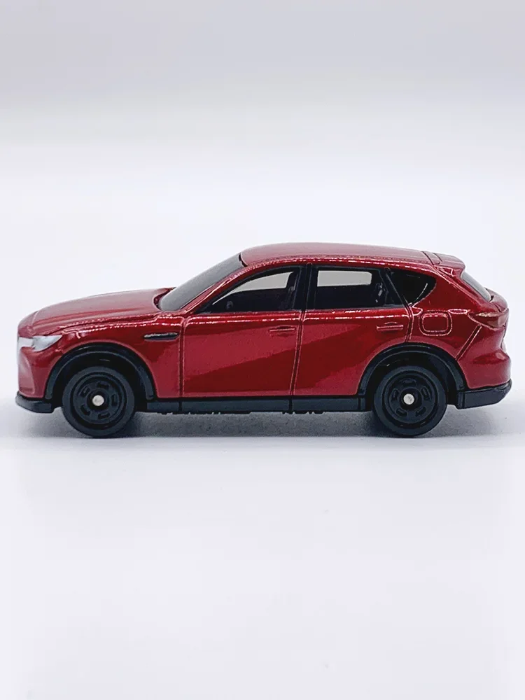 TAKARA TOMY-Modelo de carro fundido em liga para menino, coleção de brinquedos, feriado, caixa vermelha e branca, Mazda CX-60, n ° 6