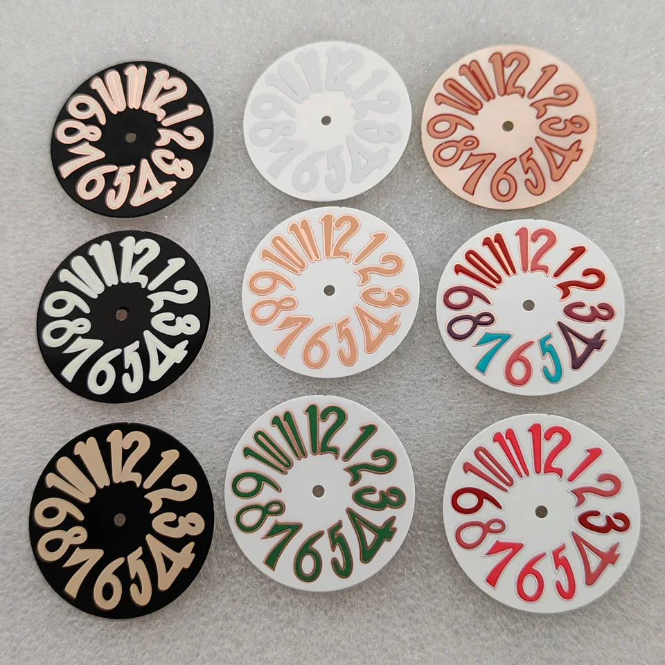 Quadrante dell'orologio in smalto con personalità artistica del fumetto arabo da 33,2 mm per movimento automatico NH35 Lancette verdi Lume Custodia Mod