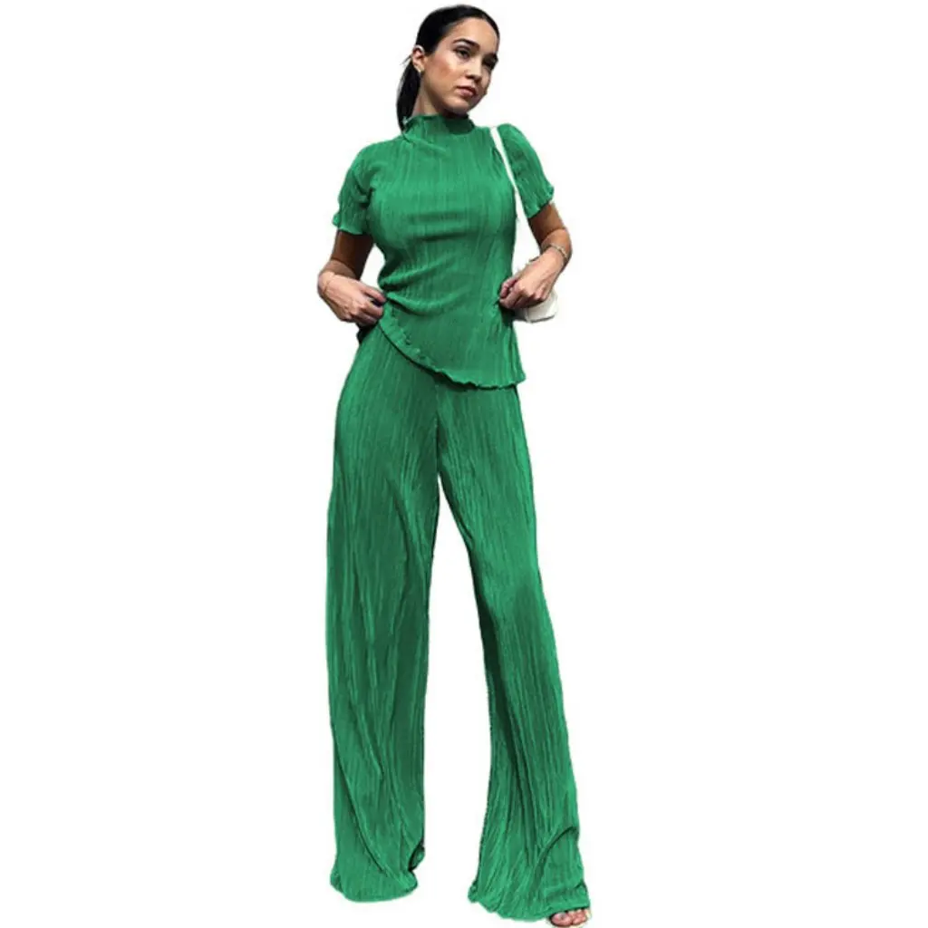 

Women's Solid Color Double-Layer Pleated Slim Fit Short-Sleeved Sports Suit Spring Two-Piece Casual Ensemble