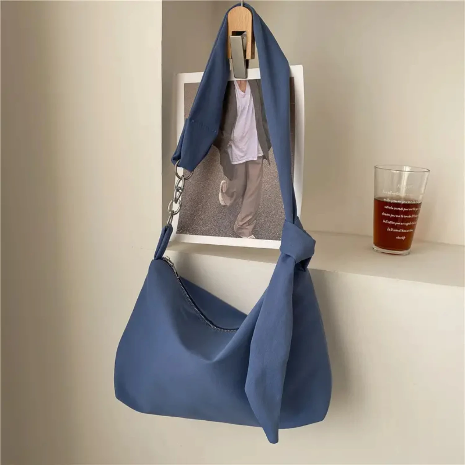 

Minimalist Nylon Shoulder Bag, Large Capacity Chain Decor Bag