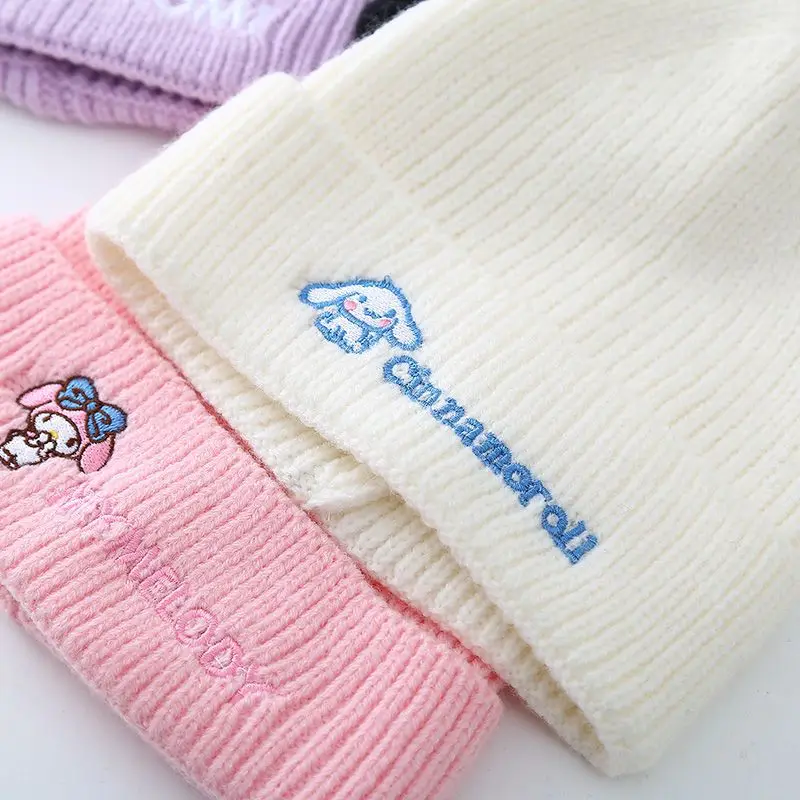 Sanrio Kuromi topi wol anak-anak model musim gugur dan musim dingin My Melody topi rajutan hangat tebal anak laki-laki dan perempuan 1-8 tahun