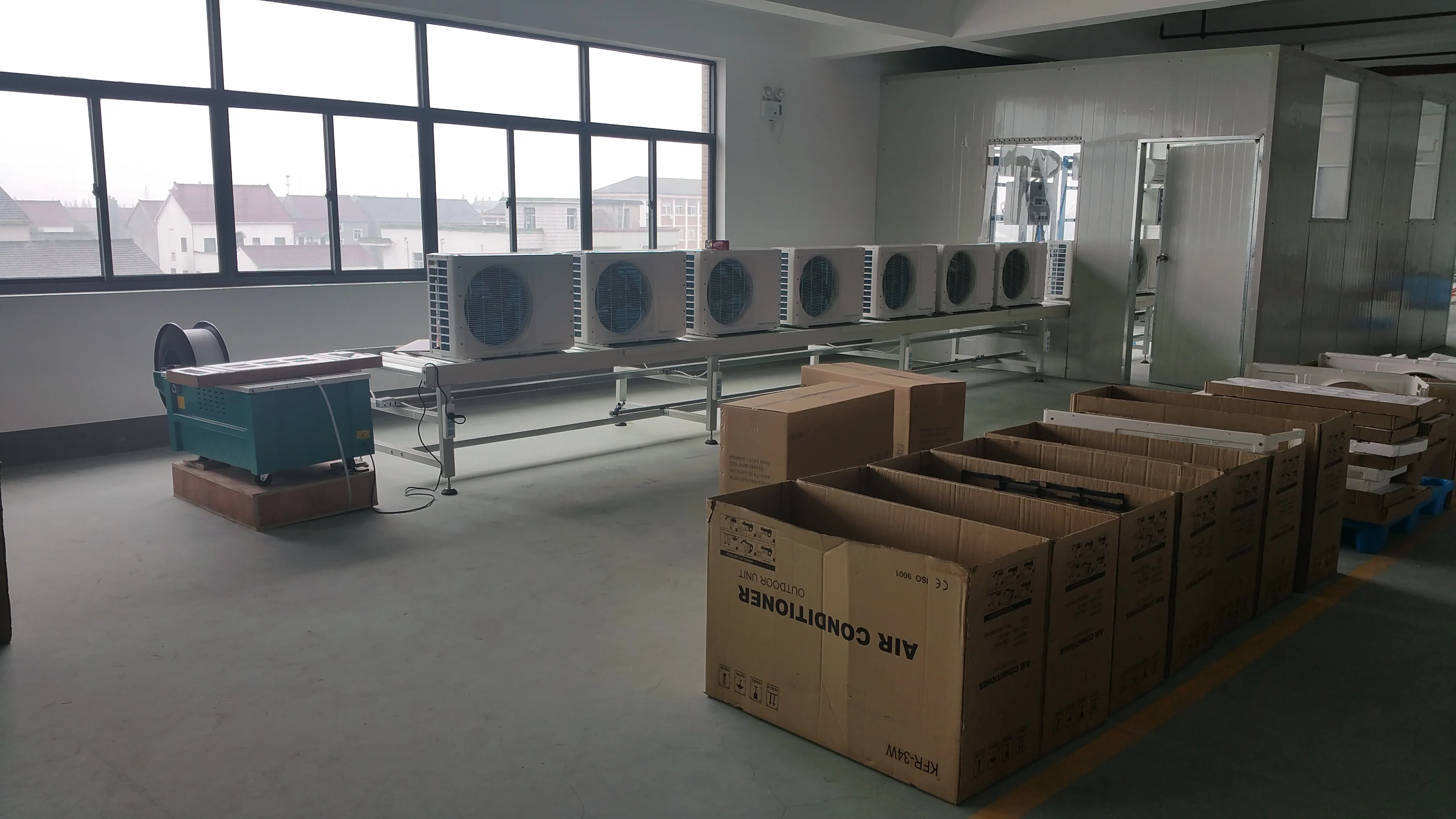 R134a 9000Btu 0,75 tonnellate 1P DC inverter 100% solare Dc 48V campeggio utilizzando condizionatore d'aria portatile ad energia solare