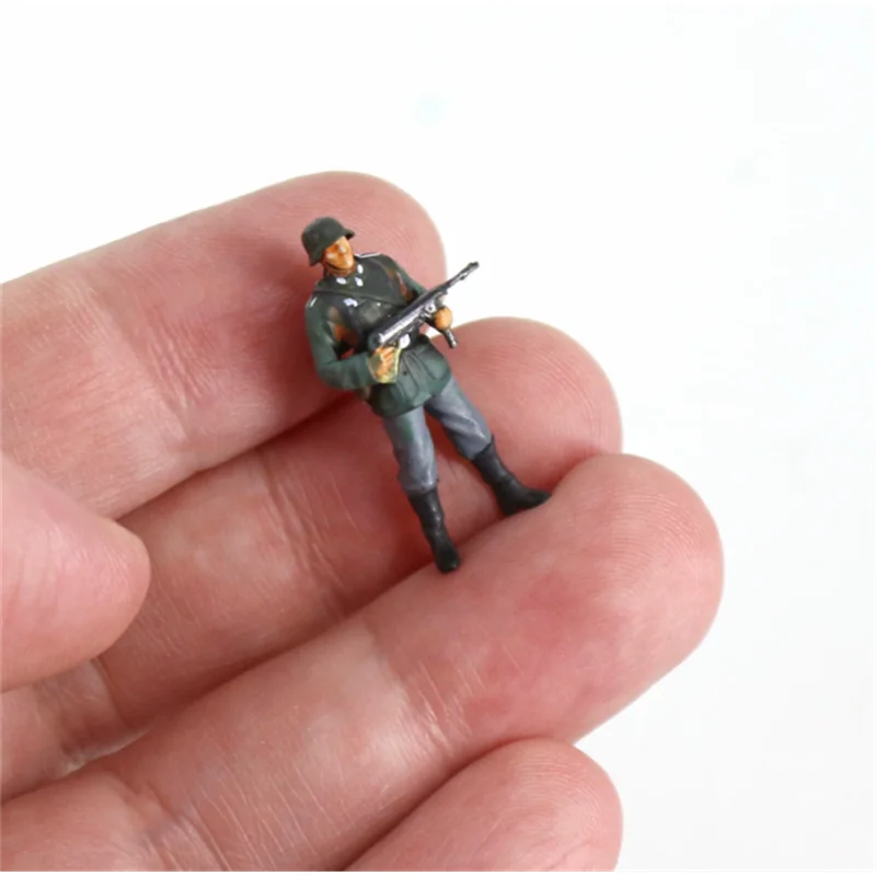 1:72 Scale 3D Printing Resin Finished Painted Model 1/3Pcs German Security Guards Stand Guard Soldiers Toys Scene Accessory