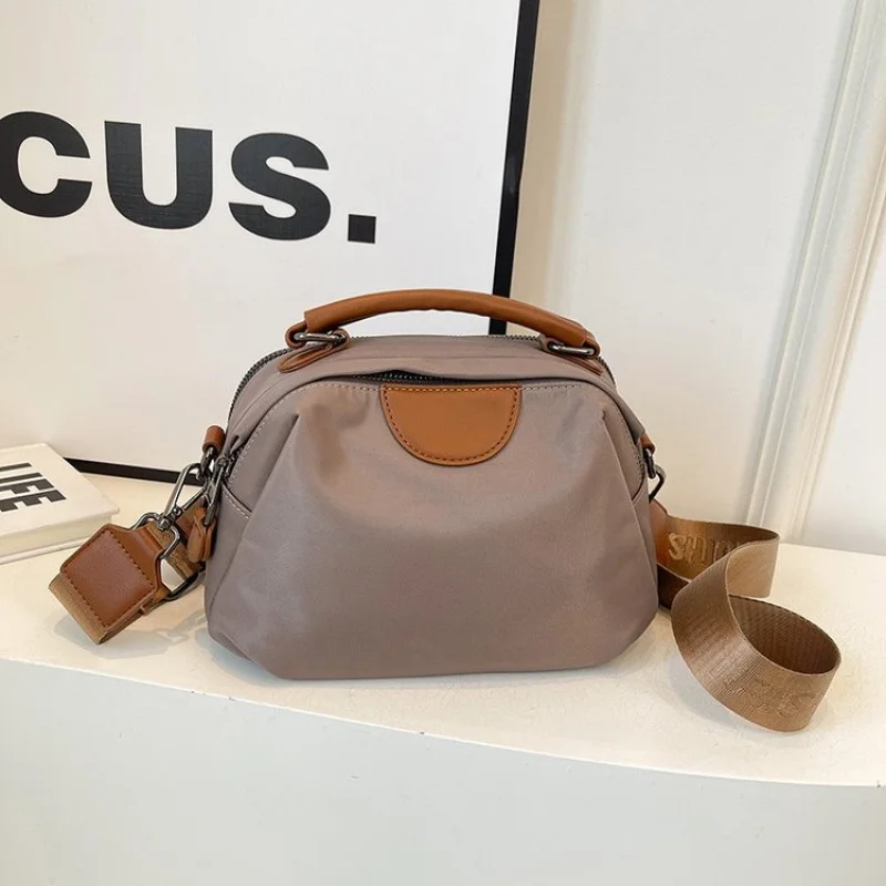 

2025 New High-end Luxury Brand Ladies Leather Tote Bag Famous Designer Paris Elegant Simple​