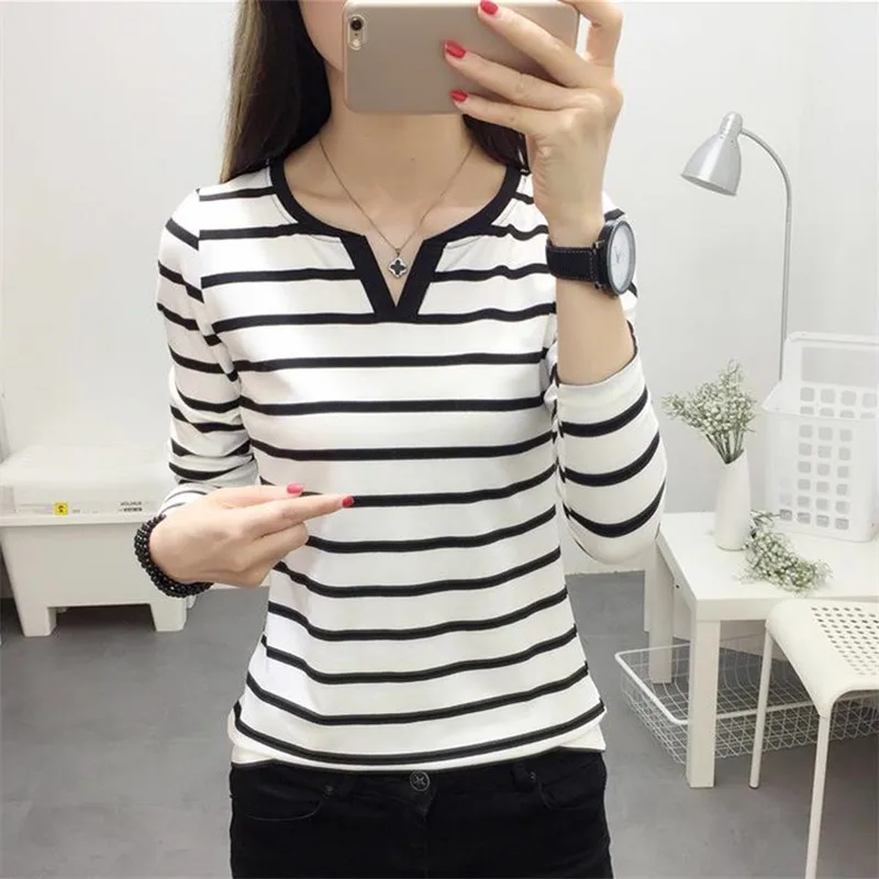 Winter Women's T-shirt Women Loose Long Sleeves V-Neck Shirt Ins Inner Wear Korean Fashion Black White Stripe Top