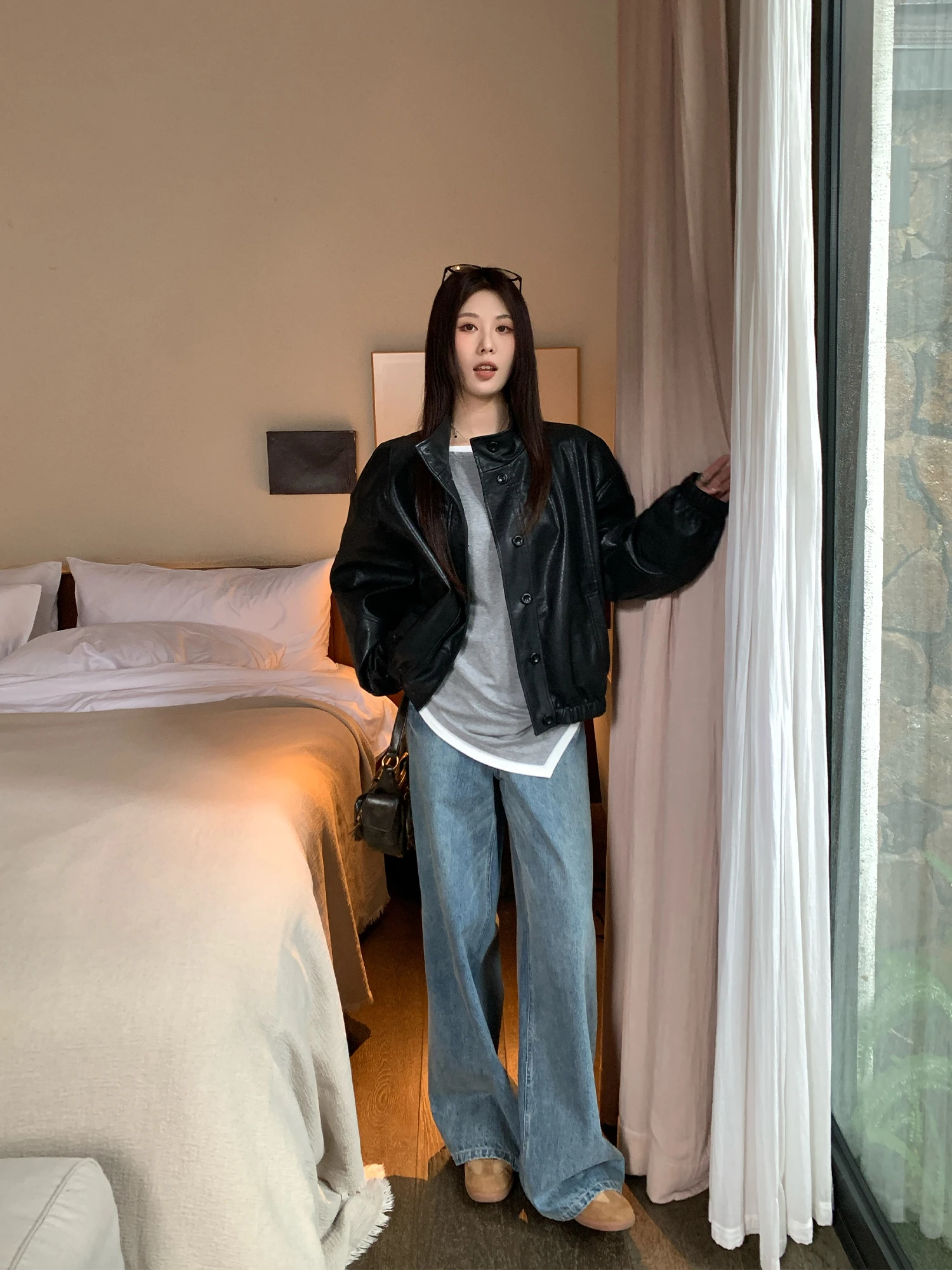 ファッショナブルなPUレザー製ジャケット、大きいサイズ、スタンドカラー、スリムフィット、レディースアウター、秋シーズン、スリムプラスサイズコート