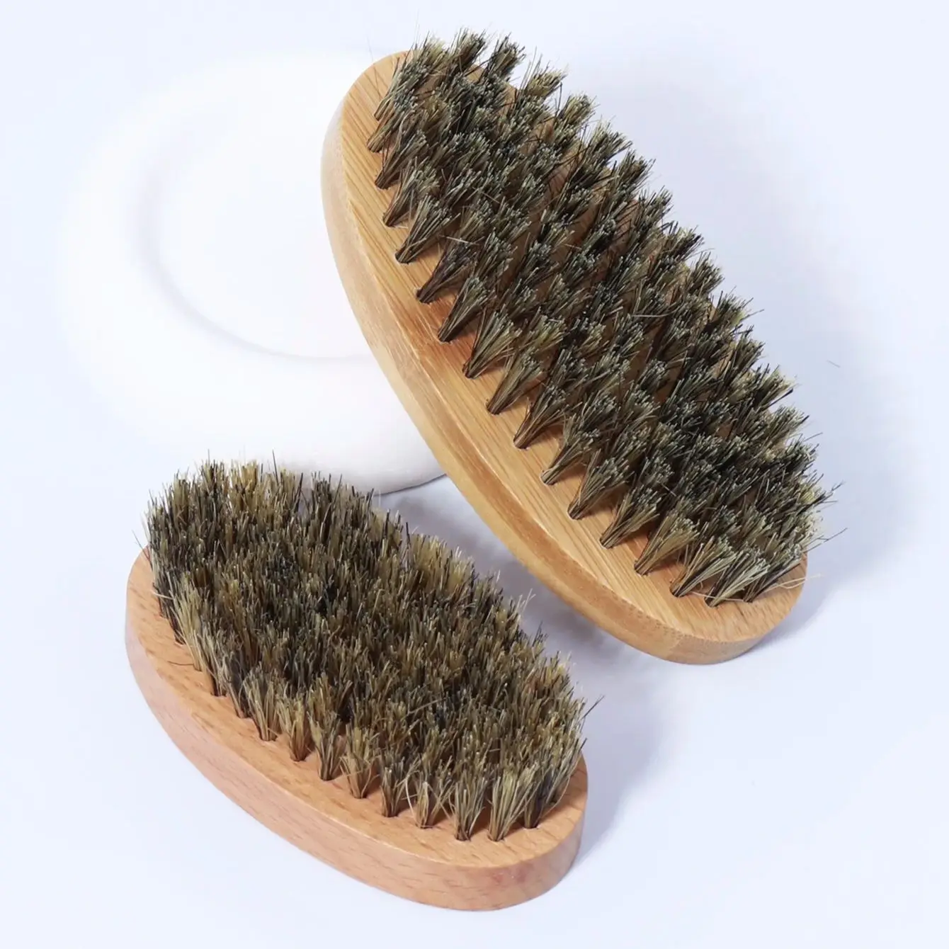 

Wooden Beard Brush Oval Shape - Men's Wooden Mustache Brush，Easy To Carry, Suitable for all hair types