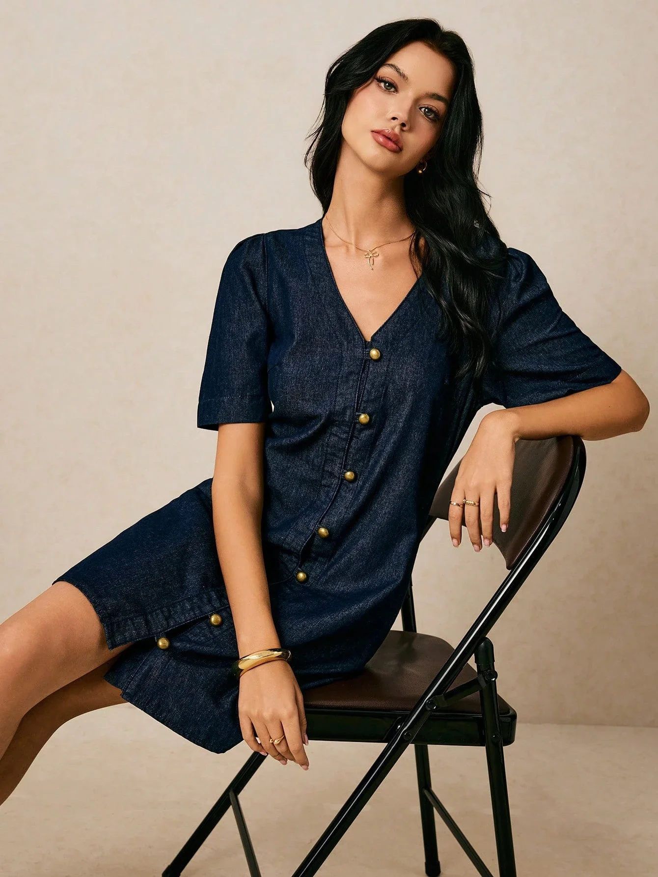 

Women's Denim Dress V-Neck Button Front Puff Sleeve Loose Fit Knee-Length Casual Summer Dress