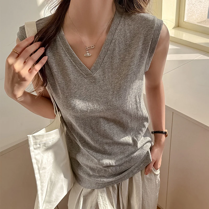Chic Sleeveless V Neck T Shirt Women 2026 Summer Solid Color Slimming Bottoming Tshirt Woman Solid Color Casual Basic Tee Tops