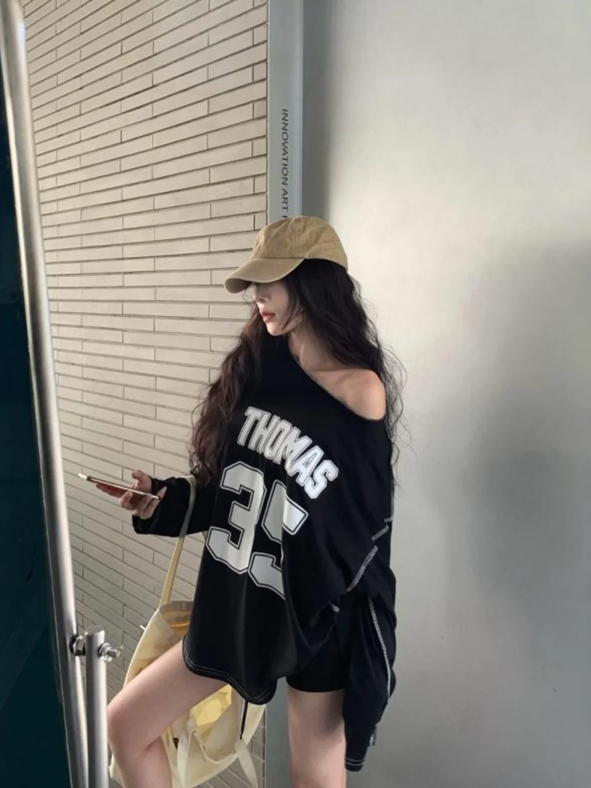 Laid-back Style Thin Stitch One-Shoulder Long Sleeve T-shirt Women Summer 2024 New Print Loose Casual Sun Protection Top