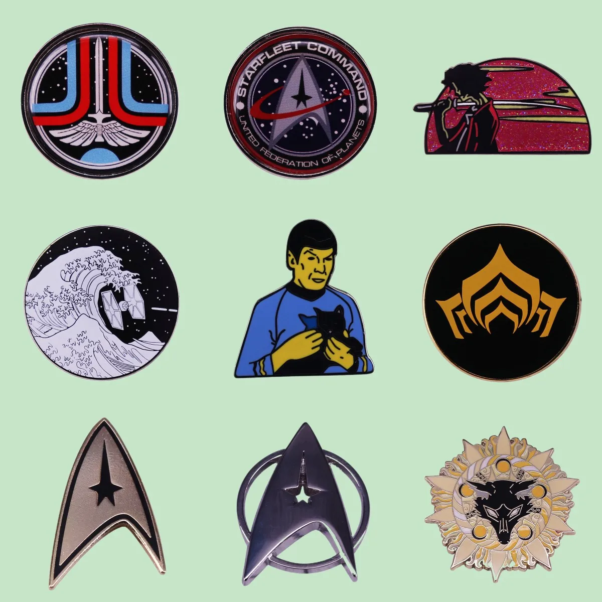 Perfect Quality Space Science Fiction Movie Brooch Enamel Pins Mr Spock Vulcan Starfleet Enlisted Command Discovery Gift Jewelry