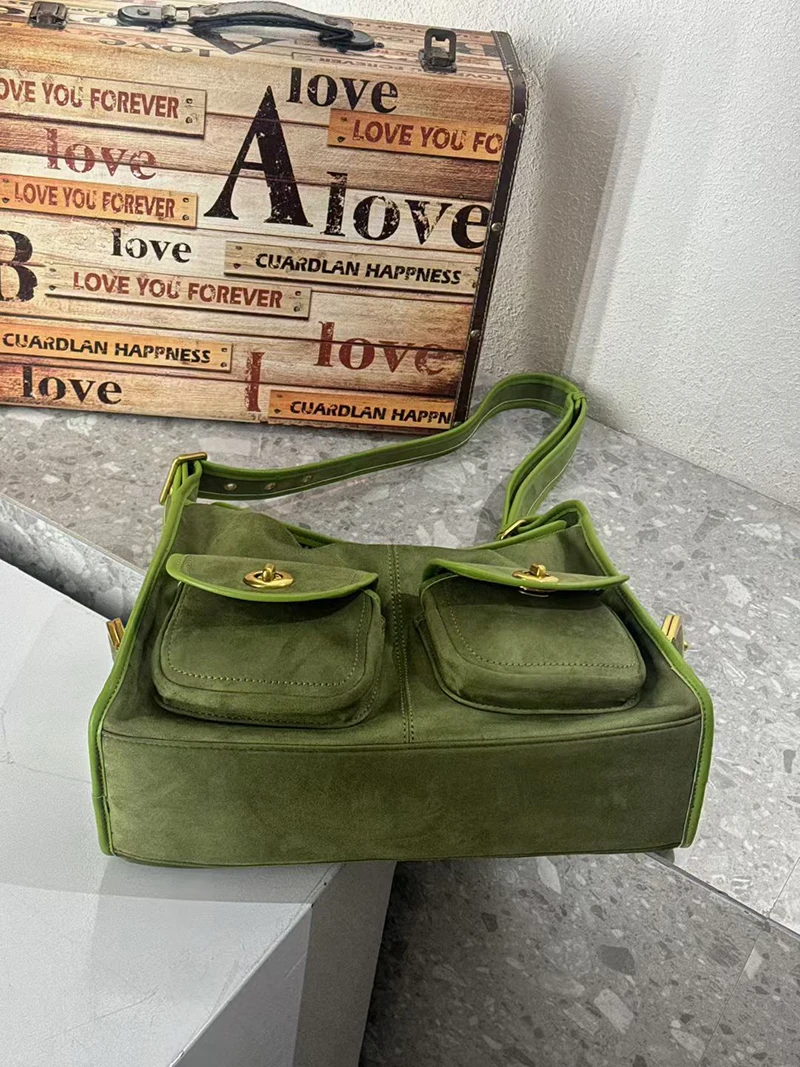 

Caramel Suede Large Capaci Tote Bag Women's New Luxury mat High-End Sensation Single oulder Slant Bag