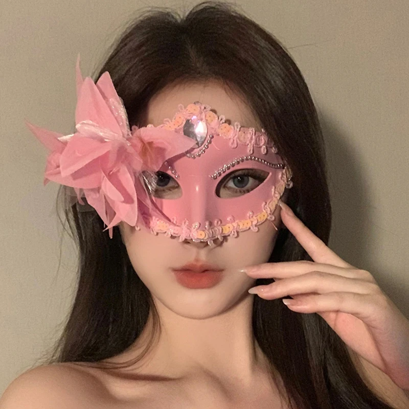 New Halloween Mask Half-face Mask Cos Dragon God Fierce Tiger Night Fork Tengu Man Wolf Mask Performance Skull Masks