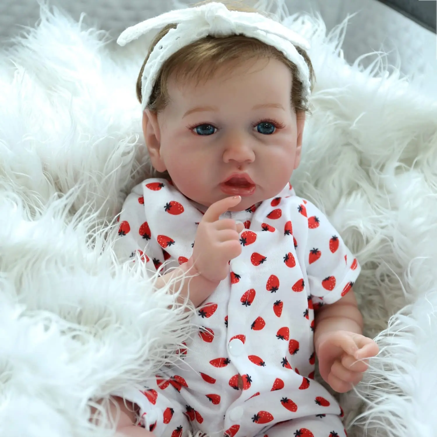 

22 Inch Realistic Handmade Reborn Baby Doll for Girls Soft Vinyl Silicone Newborn Life-Size Collectible Infant Girl Figurine