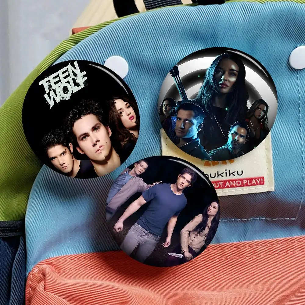 Classic Movie Teen Wolf Creative Pins Funny Faces Round Snap-in Brooch Badge Backpack Hat Accessories Jewelry Gifts