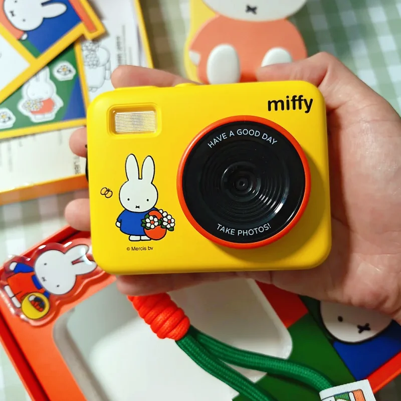 Miffy Ccd Digital Camera 68 Million Pixels 180 Flip Screen Built In Led Fill Light 10 Filters Birthday Gift No Memory Card