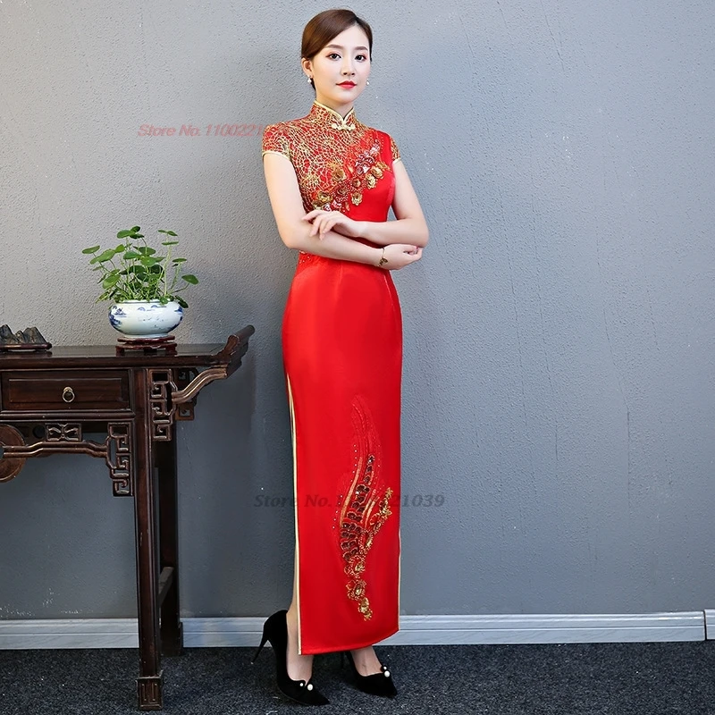 

Китайское винтажное платье 2025 года, улучшенное Cheongsam, национальное цветочное платье с вышивкой и блестками, Ципао, традиционное вечернее платье для выступлений на сцене