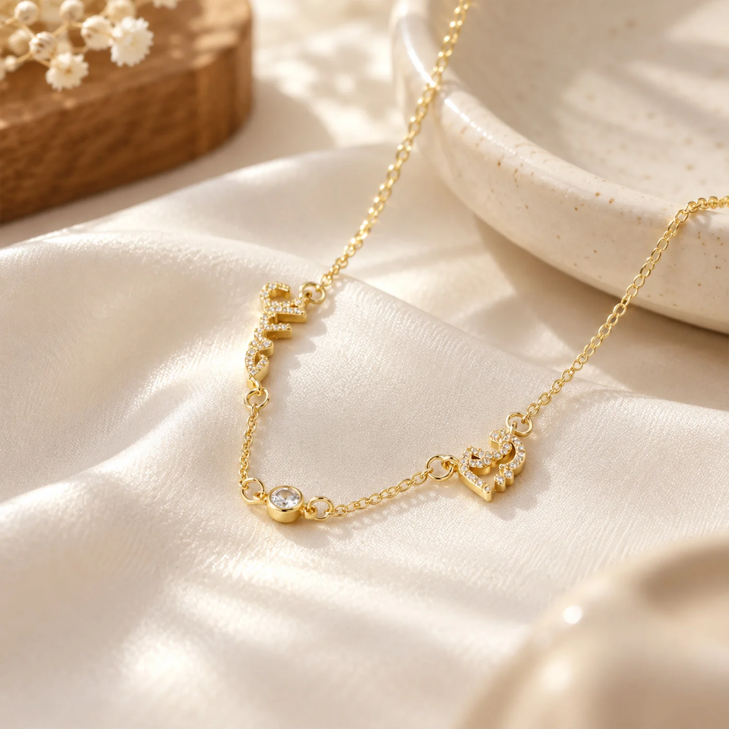 Qitian Personalized Two Arabic Name Necklace Arabic Name Moissanite Pendant Sparkling Stone Elegant Gold Name Necklace For Women