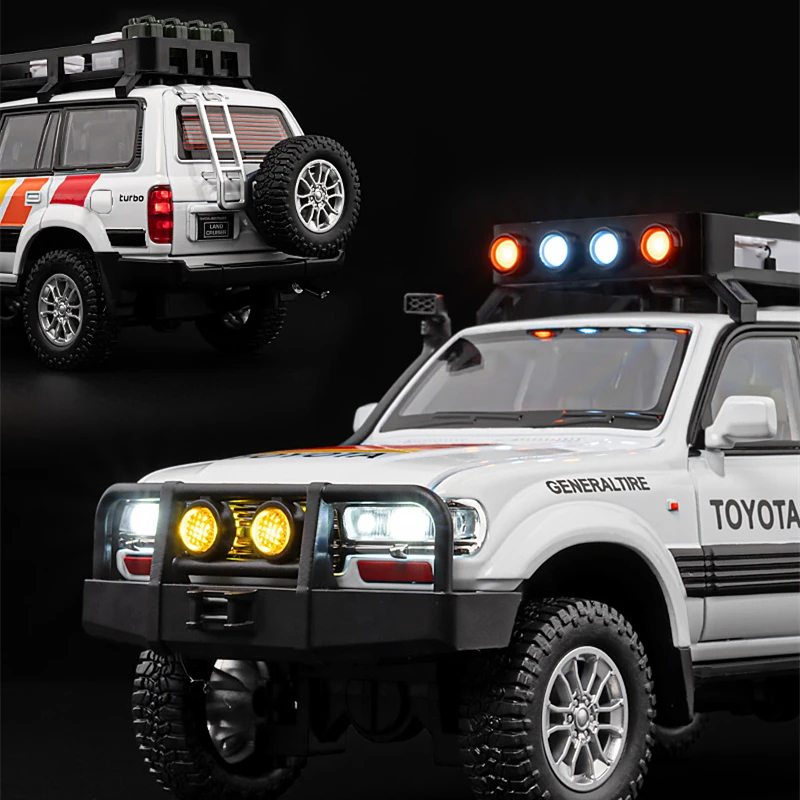 Modelo de coche de aleación Toyota Land Cruiser LC80, vehículos todoterreno de Metal fundido a presión, modelo de coche, simulación de sonido y luz, juguete para regalo para niños, 1/24