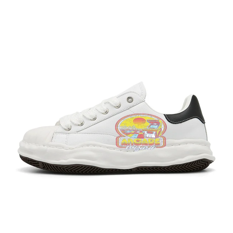 

Arcade WizardVintage Fashion Street Sneakers，The design is retro, stylish, comfortable, and versatile，Suitable for street fashio