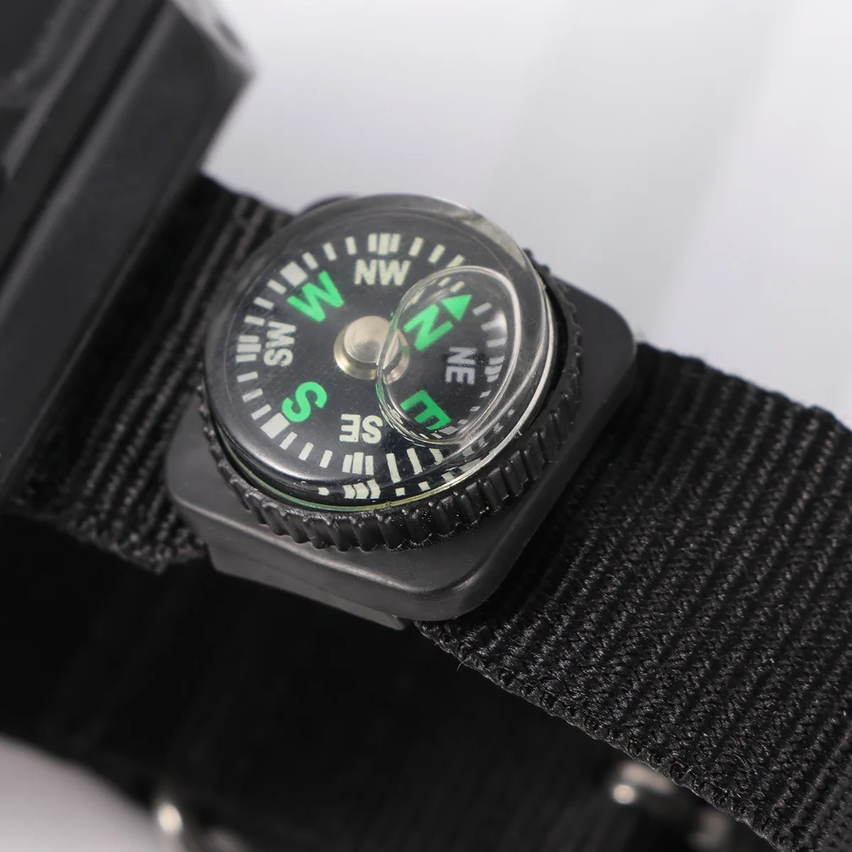 

Adjustable Led Usb Rechargeable Time Date Display Built-In Outdoor Hiking Camping Wristlight Flashlight Watch For