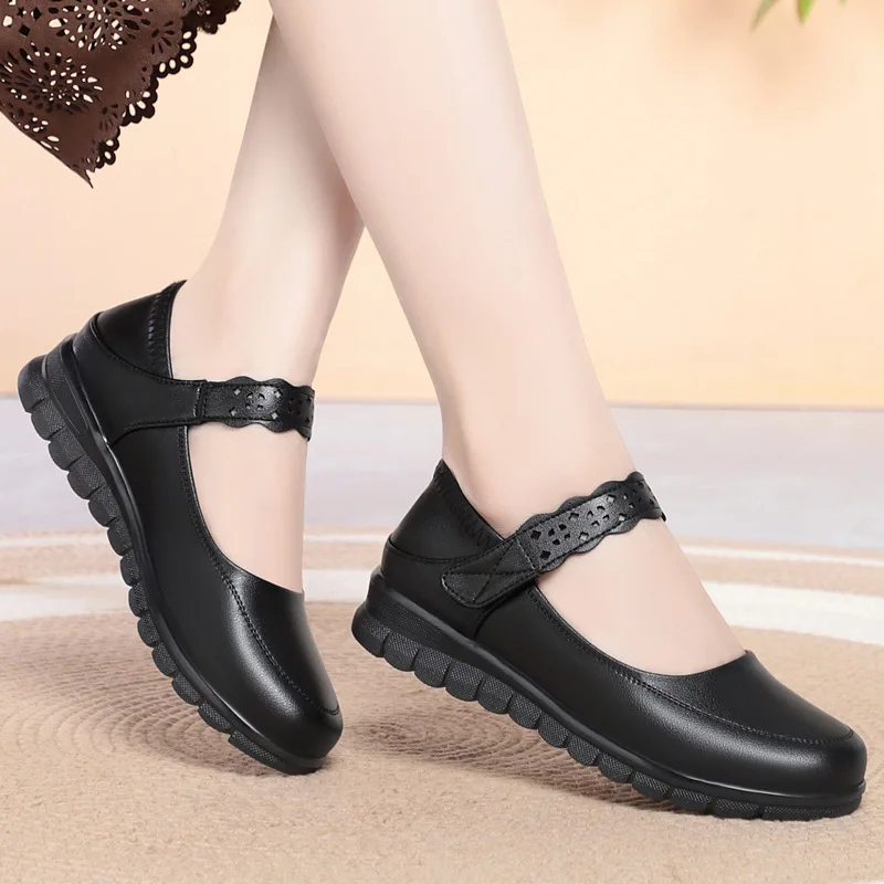 Plus Size 35-42 Comfortable Quality Women's Genuine Leather Shoes Flats Spring 2026 Ladies Casual Mary Janes for Mother Work