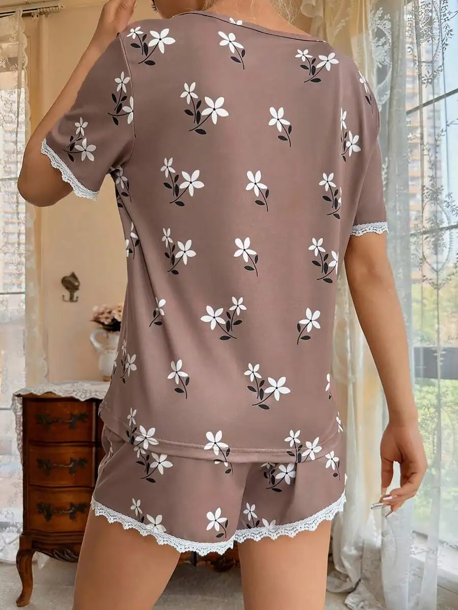 

Floral Print Lace Trim Pajama Set For Women