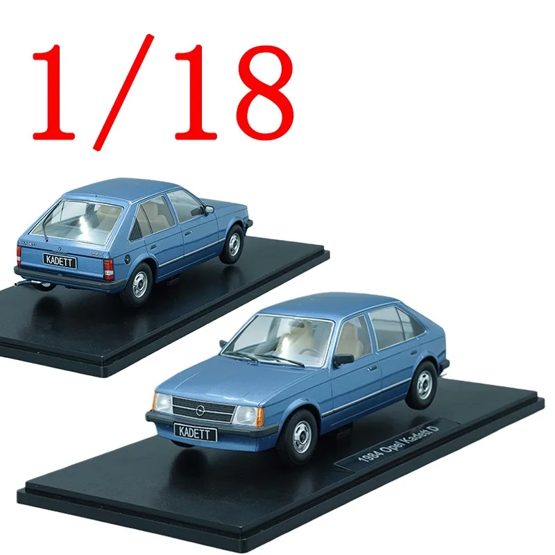 

Triple9, литая под давлением модель автомобиля из сплава Opel в масштабе 1/18, Opel Kadett D 1984 небесно-голубой игровой автомобиль, игрушки для мальчиков, подарок, оригинальная коробка