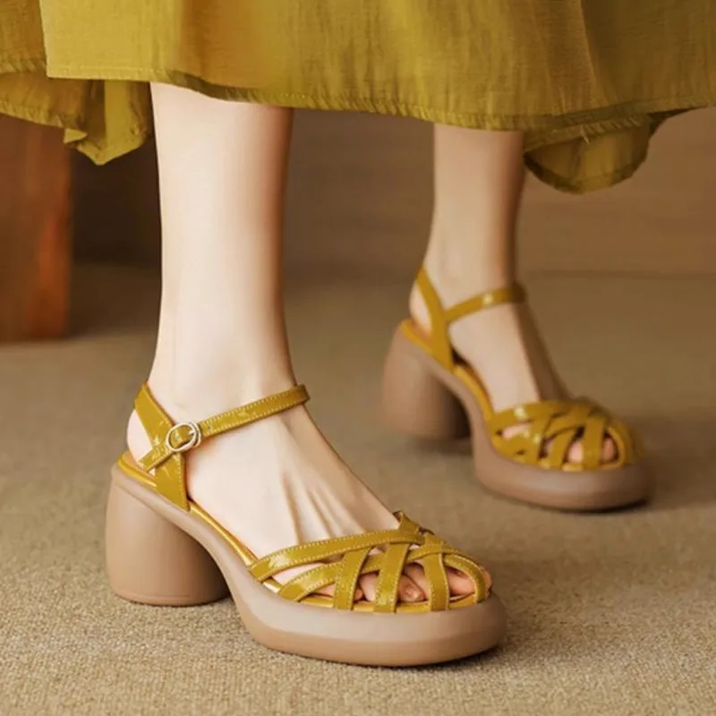 Новые летние босоножки на толстом высоком каблуке в китайском стиле и новый стиль 2025 года, с полым тонким ремешком, мягкая подошва, римские водонепроницаемые сандалии на платформе