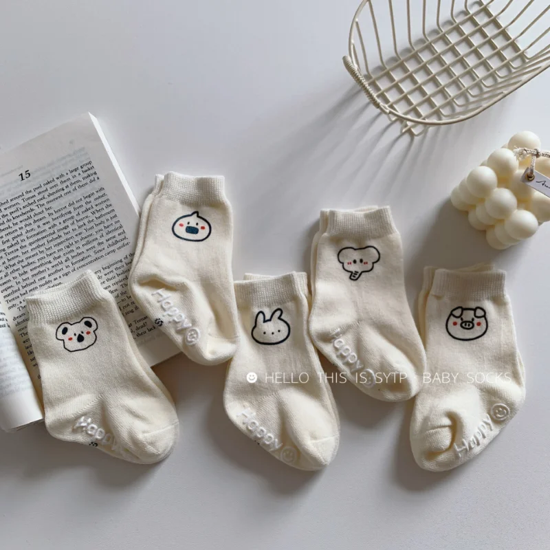 1 Pair Kids Boy Girl Sock Simplicity White Solid Color Calf Sock for Toddler Boy Girl Spring Autumn Cotton Kawaii Cartoon Sock