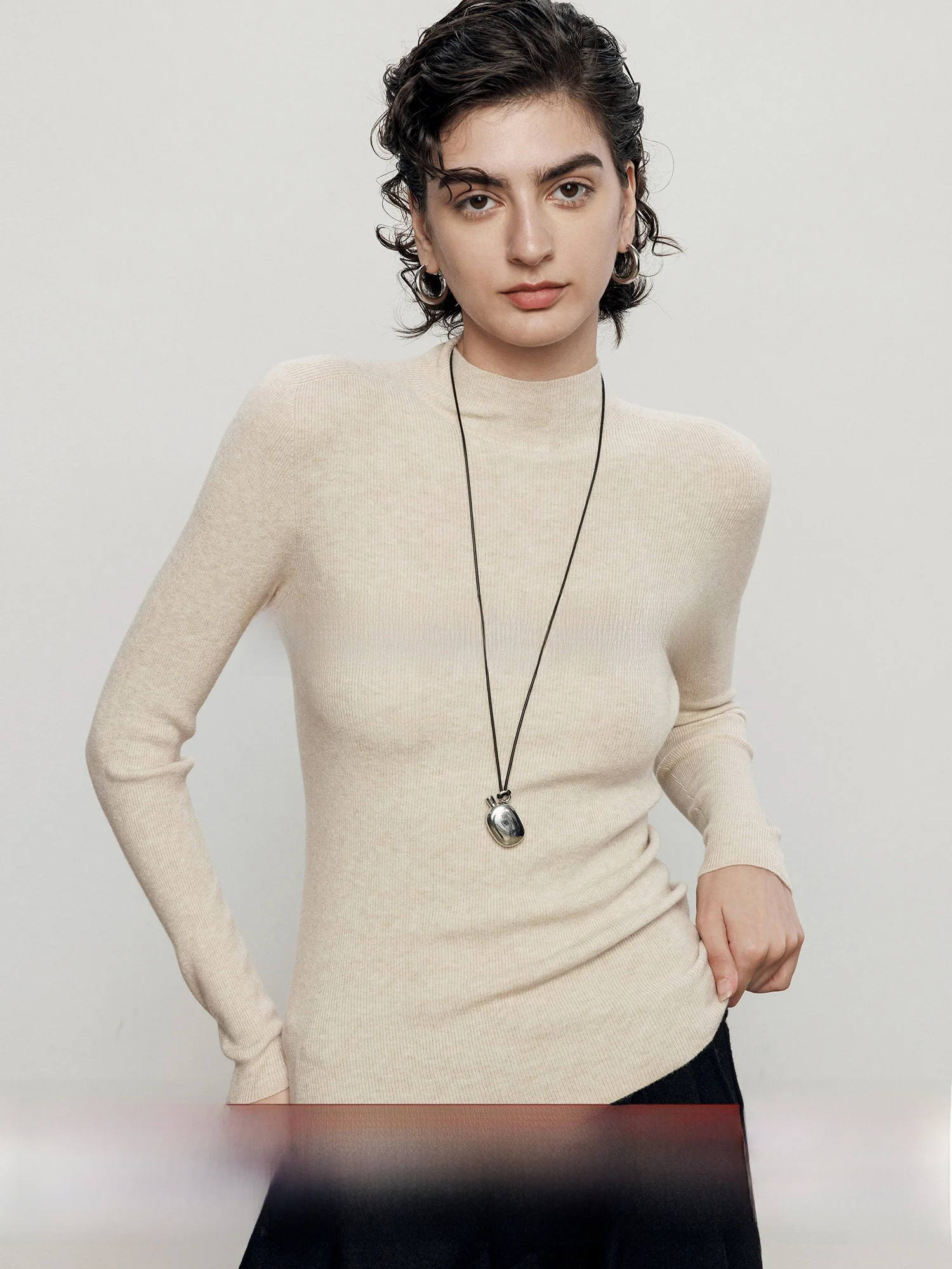 

Облегающий женский вязаный длинный свитер Sve с высоким воротником и базовым слоем, анти-шаровой свитер Maed Ne Design, повседневный свитер на осень и зиму