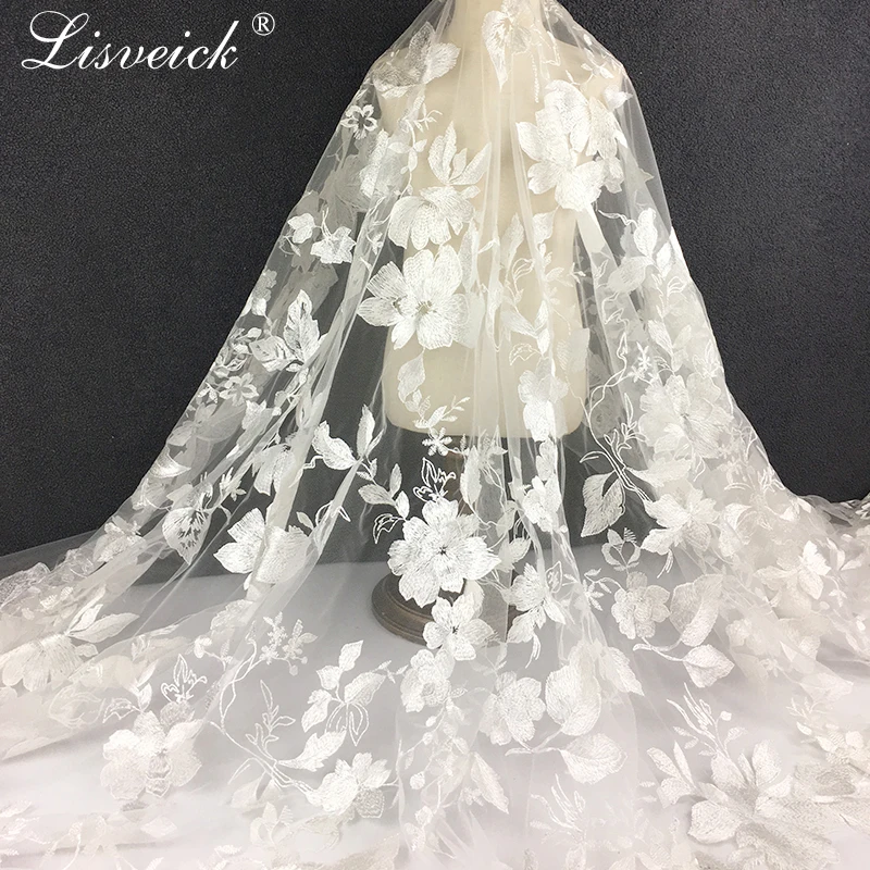 Nuovo tessuto di pizzo ricamato bianco da 1 metro tulle squisito fiore pesante di alta qualità abito da sposa tessuto velo Mterial