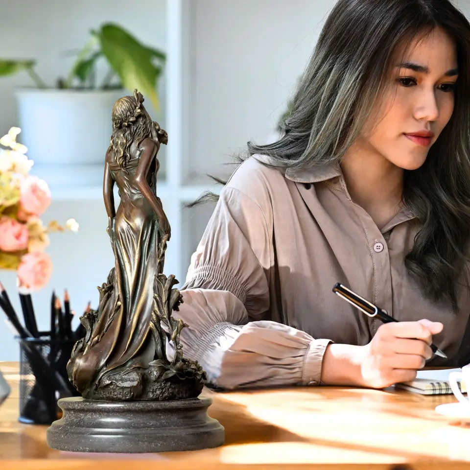 ブロンズ像　女神と天使を持つ置物 ブロンズ製天使像 30cm 装飾品 プレゼント
