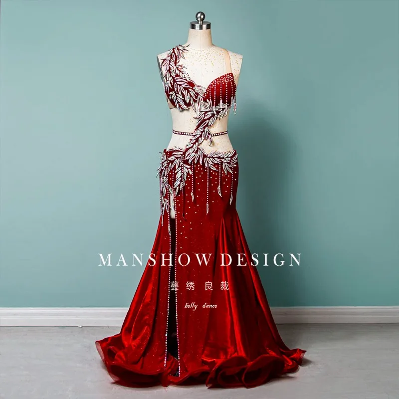 Aangepaste buikdanskostuum Dameskleding Prestatiejurk Buikdansbeha Kant Kwastje Fonkelende stof Lange rokset