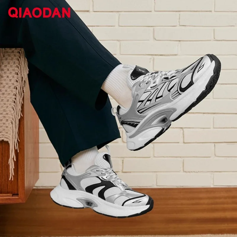 

QIAODAN Sports Shoes for Men 2025 Autumn New Fashion Casual Walking Shoes Rubber Soft-Soled Lightweight Sneakers QXL043254403