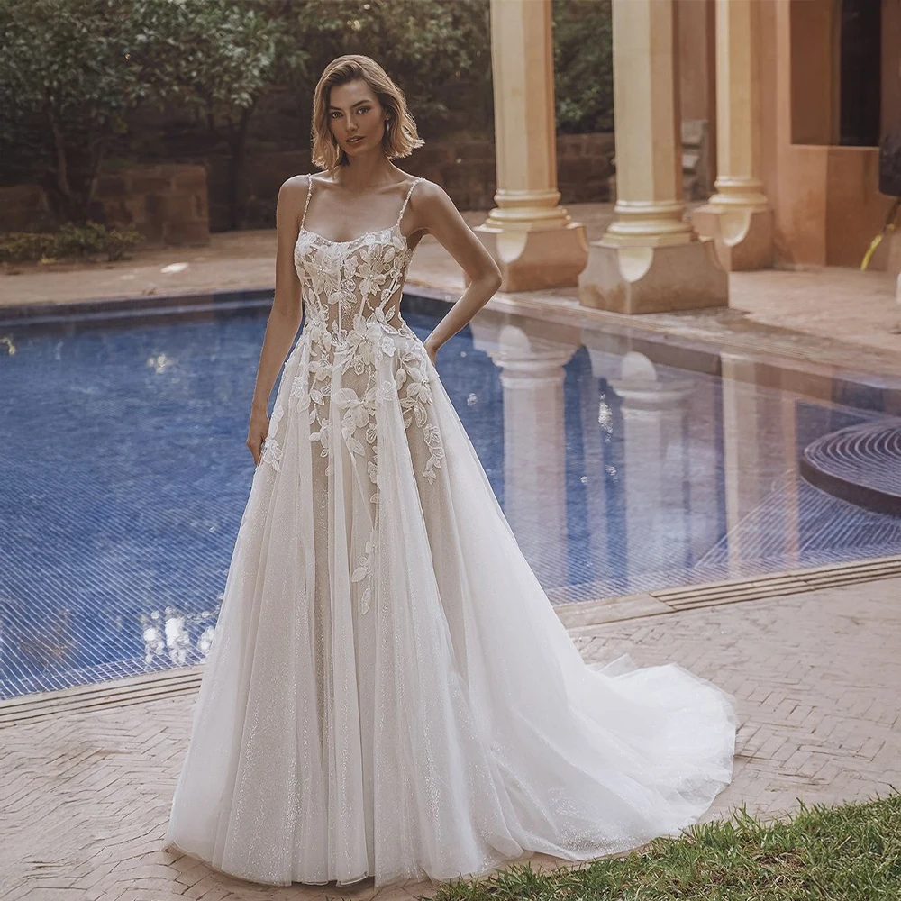 تخصيص بوهو نمط السباغيتي حزام فستان الزفاف مع الأزهار الدانتيل بريق تول تنورة ألف خط فستان الزفاف للعرائس في الهواء الطلق