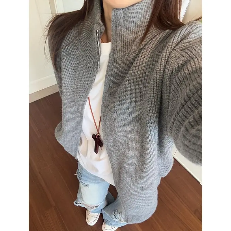 Ay Zipper Stand Col… - image