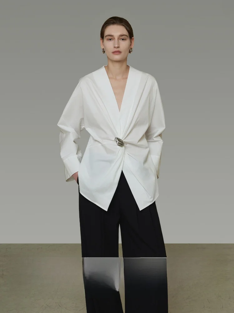 

UNSPOKEN Women's Loose Fit Cross Button up irt Asymmetric Knot Design Metal Bule Spring Faion New Arrival