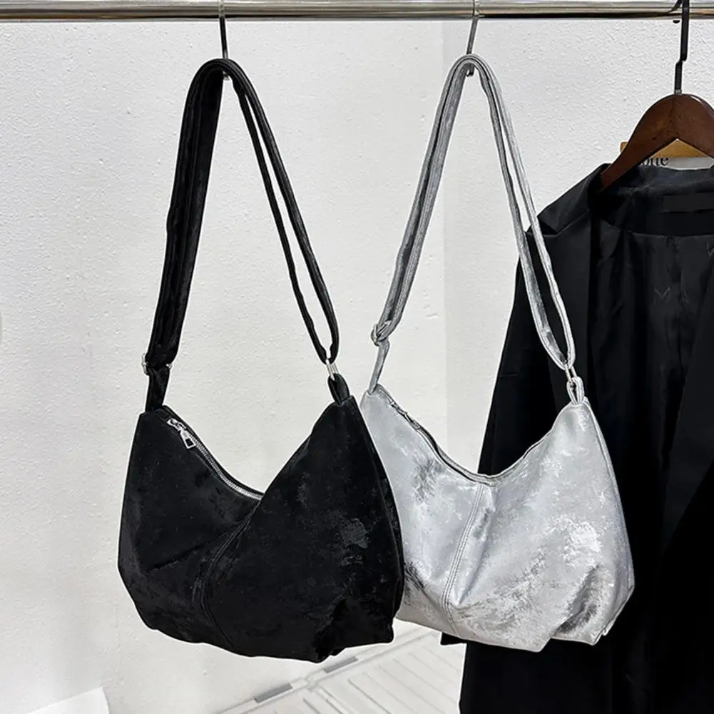 

Simply-designed Female Shoulder Bag Refined Crescent Satchel Bag Style Casual Crossbody Bag Travel With Large Shopping Capacity