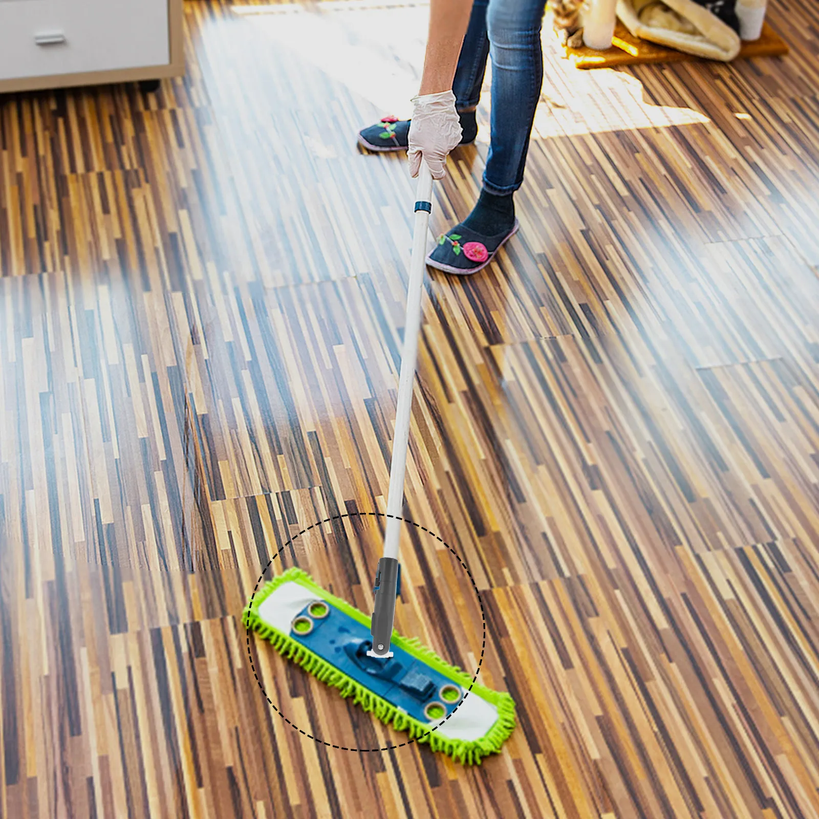 

Universal Swivel Mop Head Flexible Dust Collector for Hardwood Tiles Floors Lightweight Ergonomic Design Quick Dry Efficient