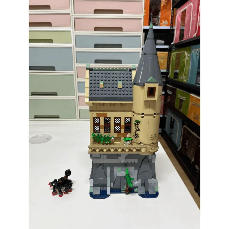 In Stock 907PCS Infirmary School Clinic Magical Themed Puzzle Building Blocks Toy Gift for Adults on Birthday Christmas view 5
