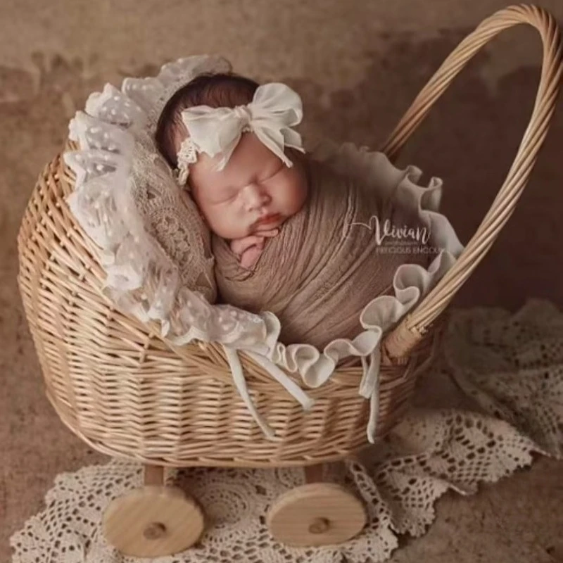 

Newborn Photography Props Ins Korean Rattan Weaving Retro Posing Stroller Accessories Decoration Cart for Studio Photoshoot