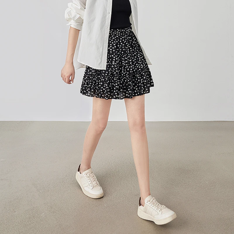 TOYOUTH Women Skirt 2025 Summer New Summer New Bubble Wrinkled Floral Cake Vacation Mini Skirt P8520001