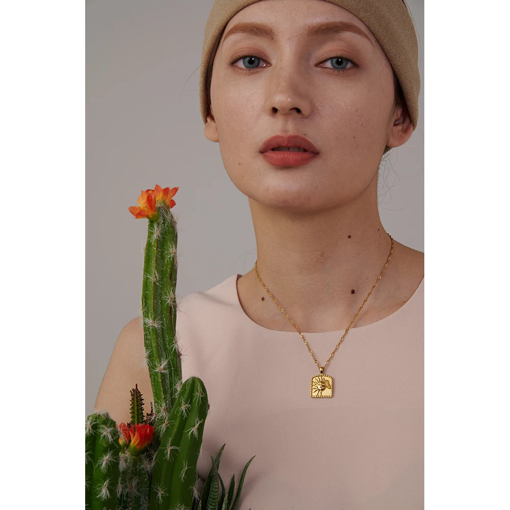 Yhpup Sonne Anhänger Kragen Halskette Edelstahl Kette Metall Celestial Abstrakte Halskette für Frauen бижутерия для женщин Geschenk