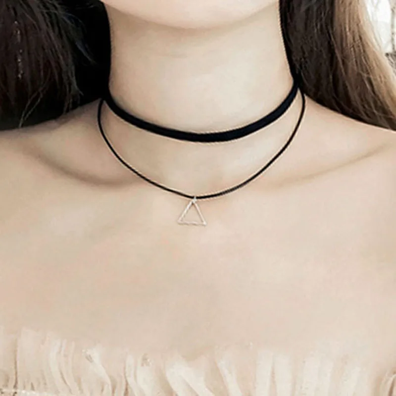 Dervivea Vintage Collana Girocollo in Pelle con Piume d'Argento - Corda Nera in Metallo per Donne