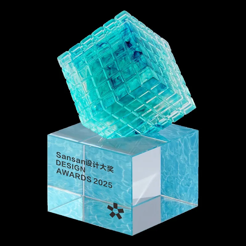 2025 New Creative Crystal Cube Outstanding Employee Souvenir Trophy Ornament Medal