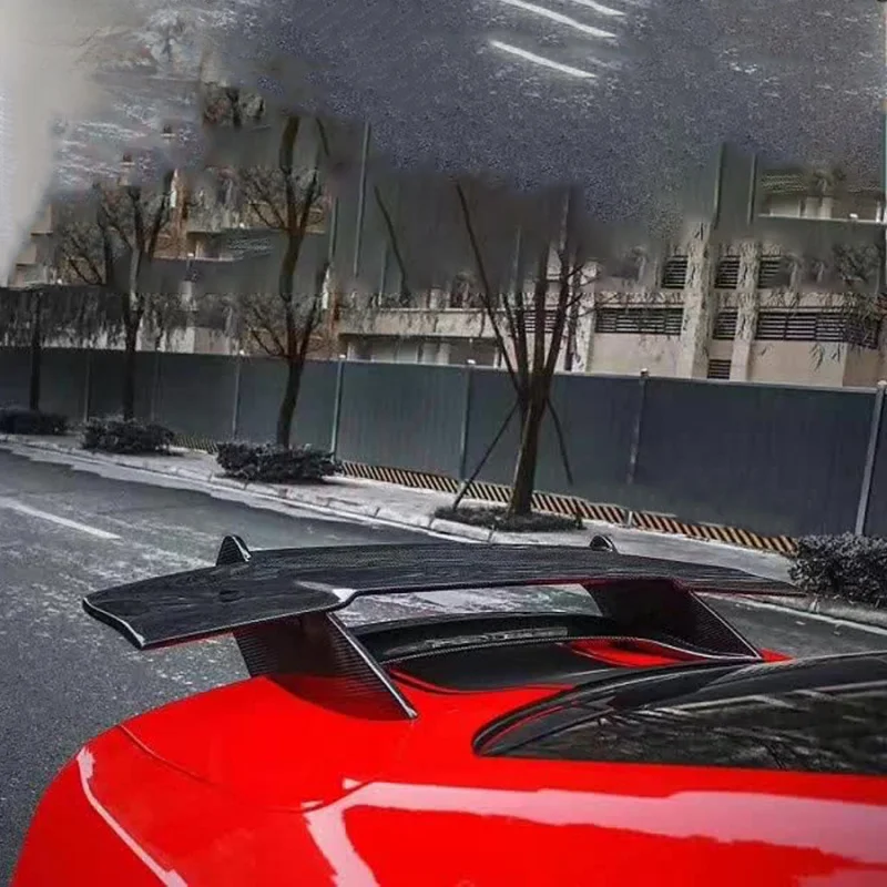 

Suitable for Ford Mustang Modified Carbon Fiber Fixed Wing Rear Spoiler